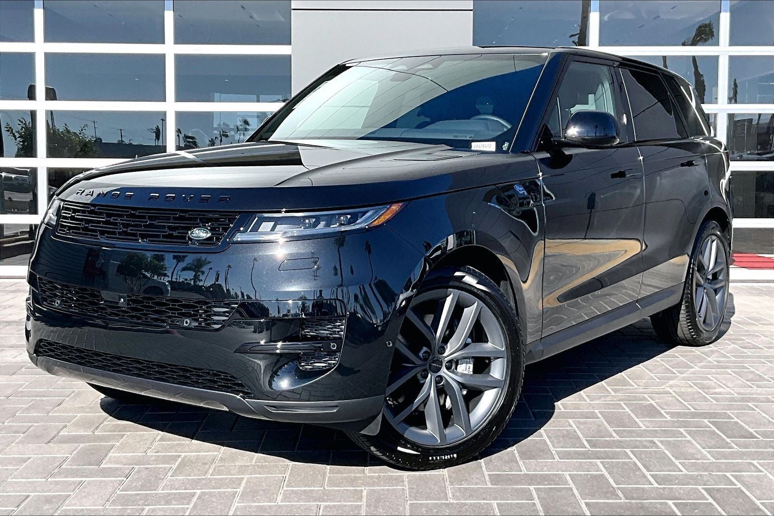 2027 Land Rover Range Rover Sport SE