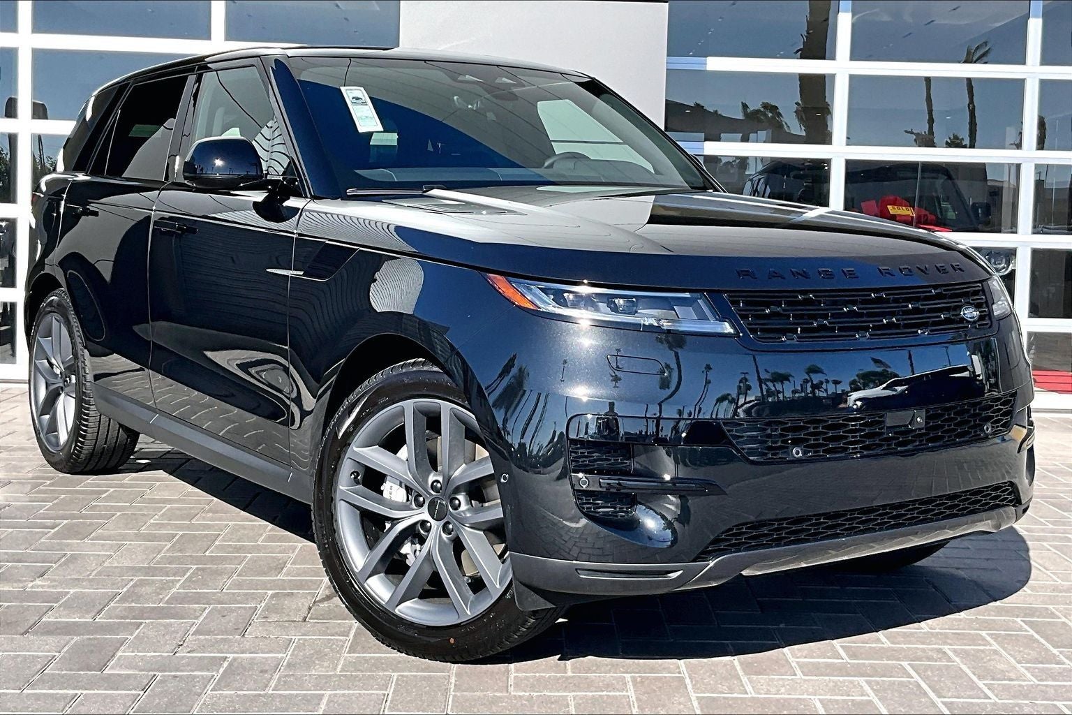 2027 Land Rover Range Rover Sport SE