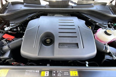 2026 Land Rover Range Rover Sport SE