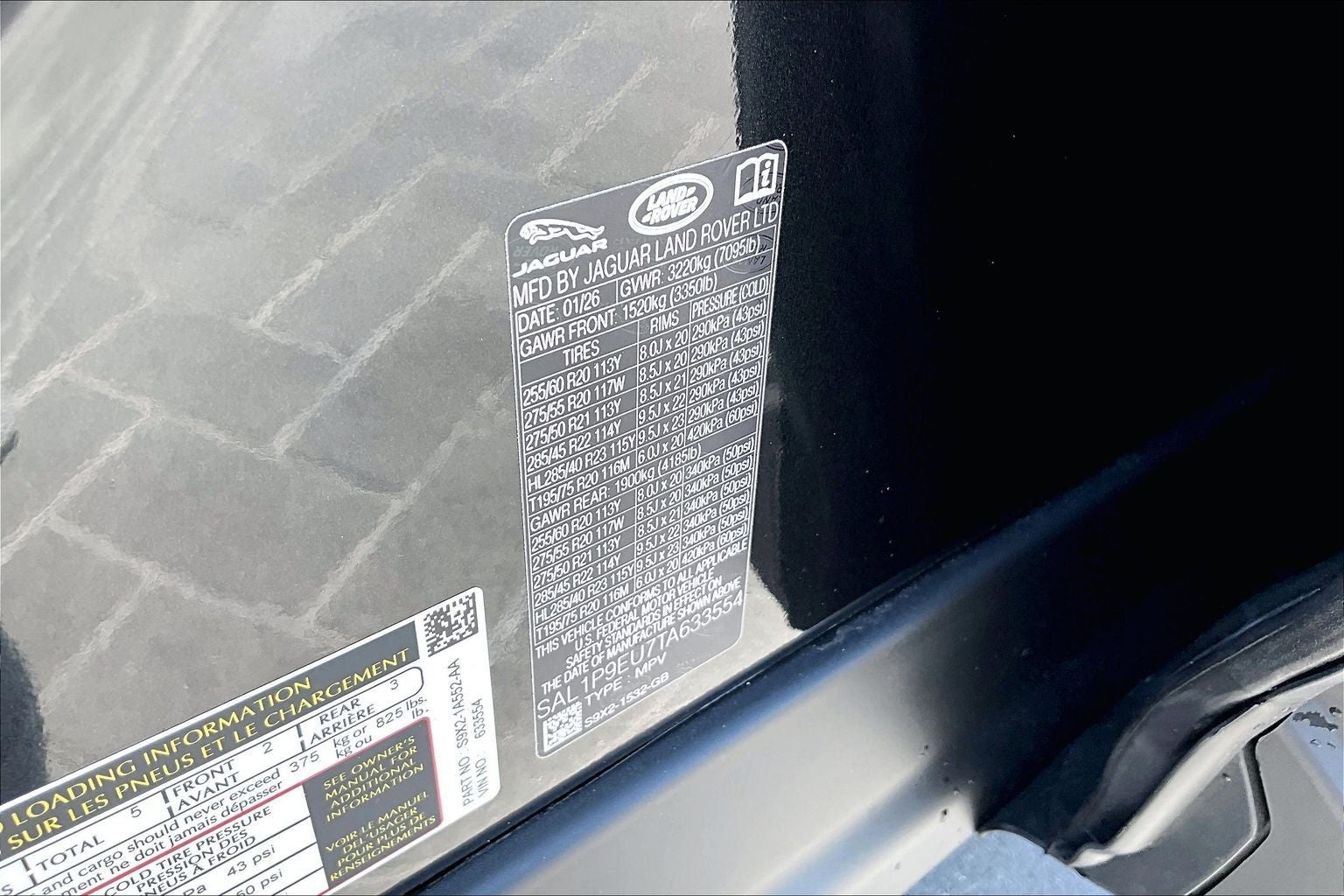 2026 Land Rover Range Rover Sport SE