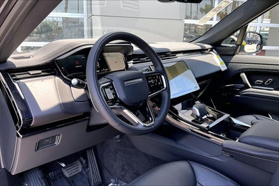 2026 Land Rover Range Rover Sport SE