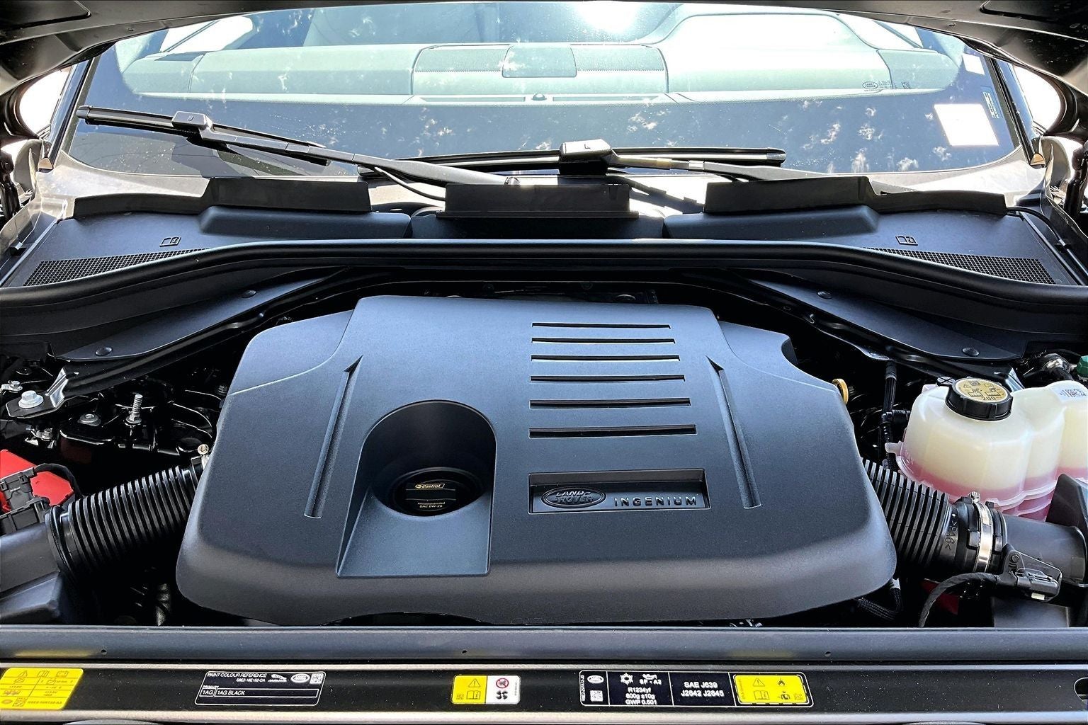 2026 Land Rover Range Rover Sport SE