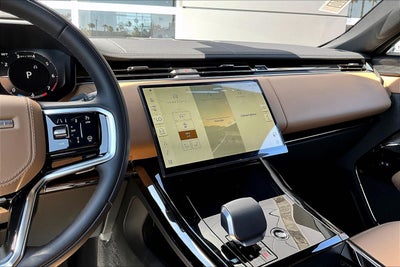 2026 Land Rover Range Rover Sport SE