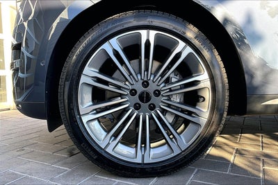 2026 Land Rover Range Rover Sport SE