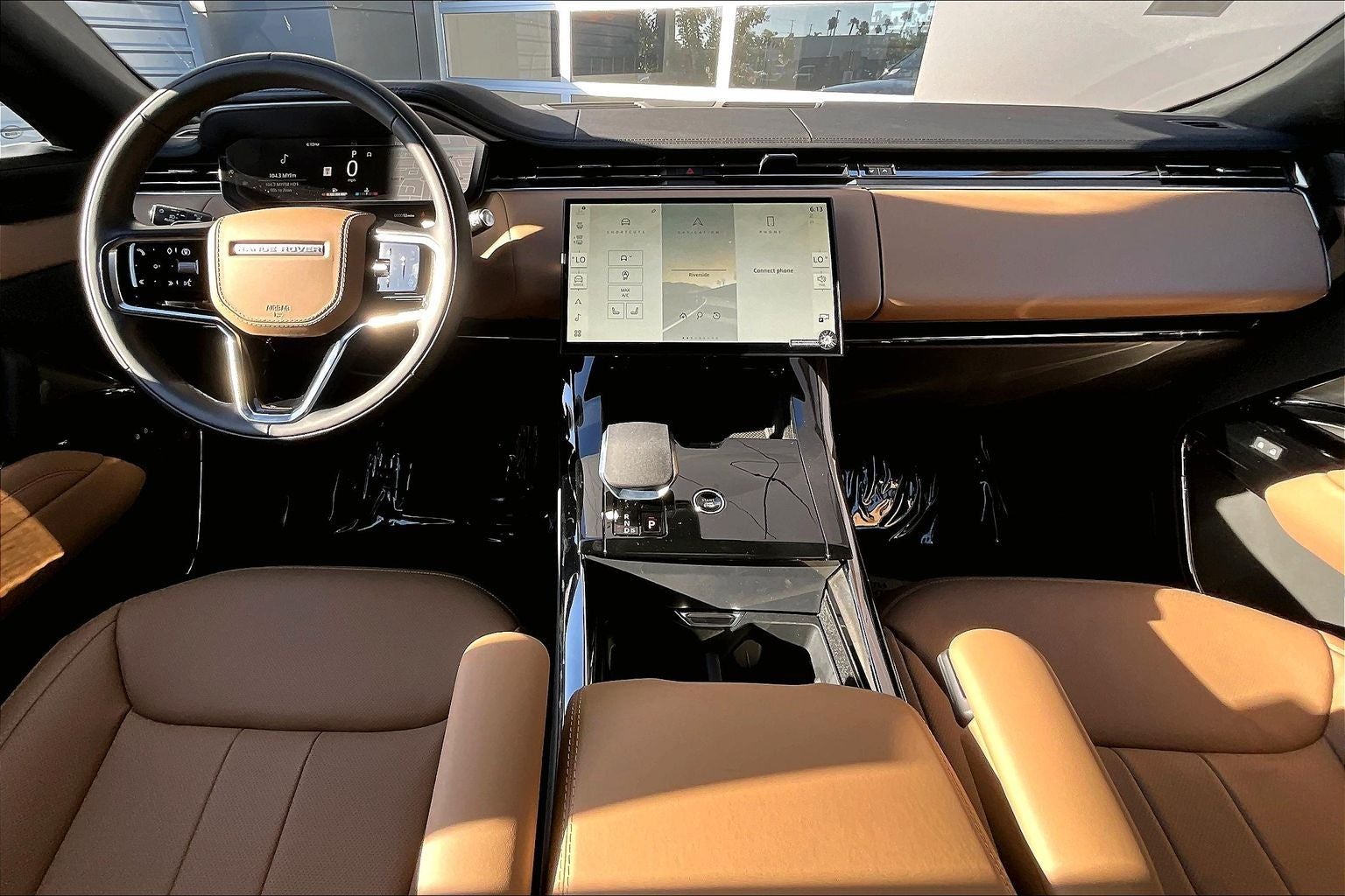 2026 Land Rover Range Rover Sport SE