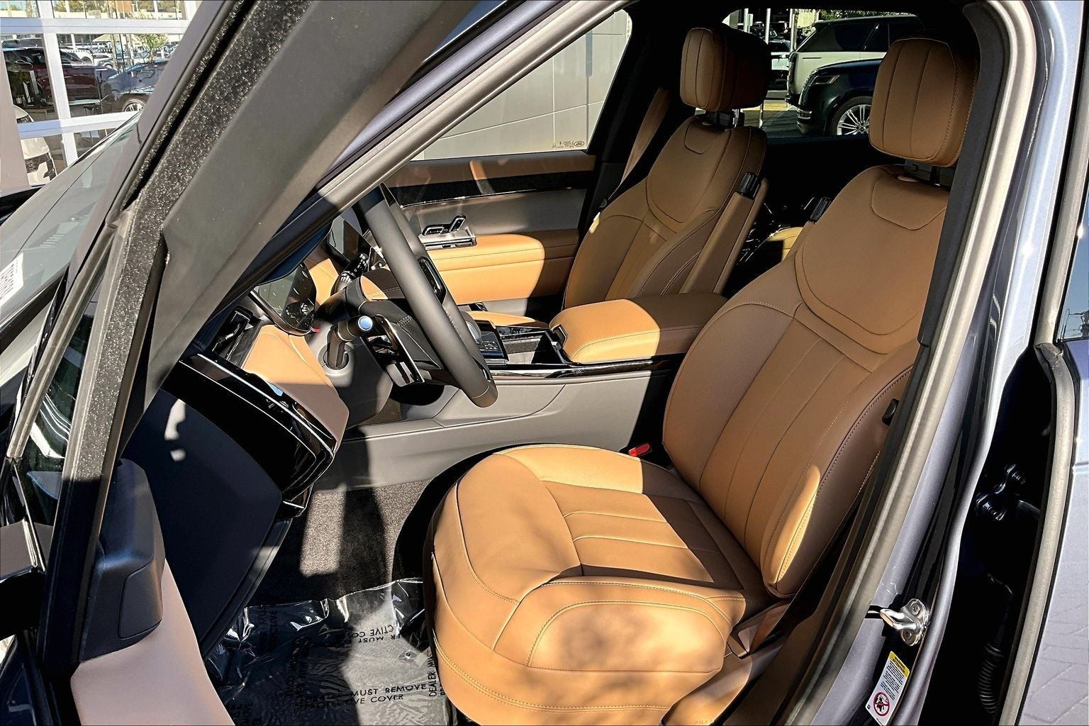2026 Land Rover Range Rover Sport SE