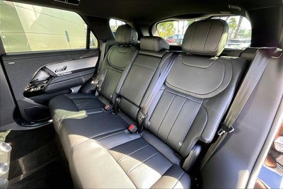2027 Land Rover Range Rover Sport SE
