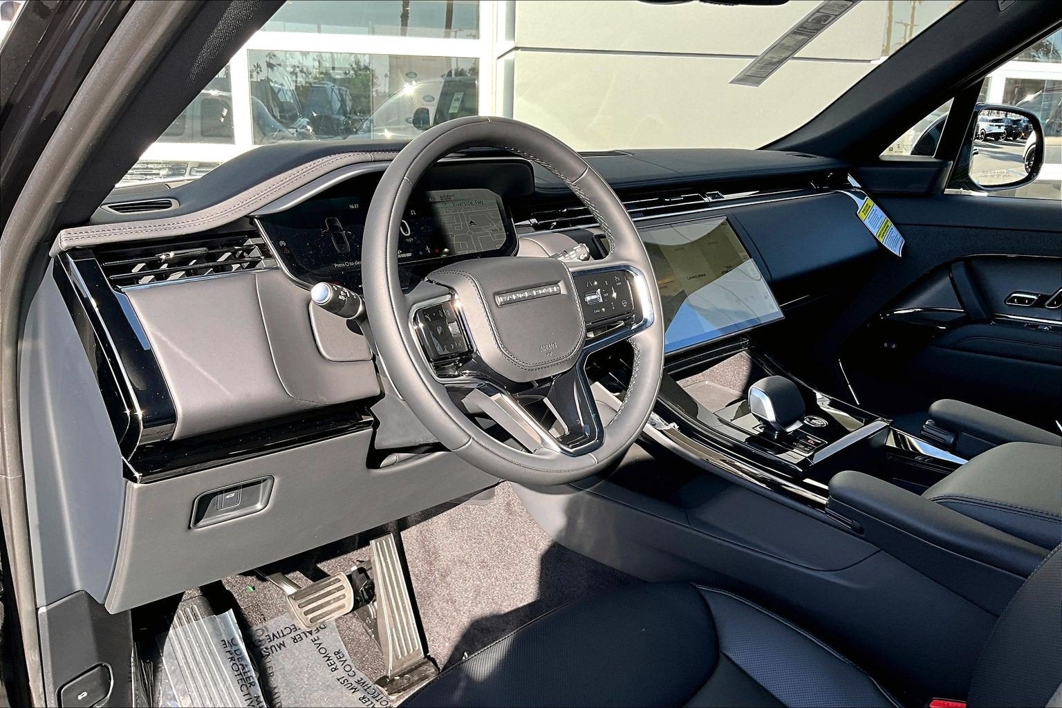 2027 Land Rover Range Rover Sport SE