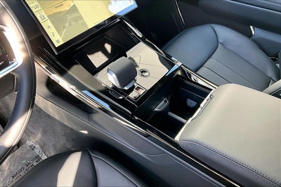 2027 Land Rover Range Rover Sport SE