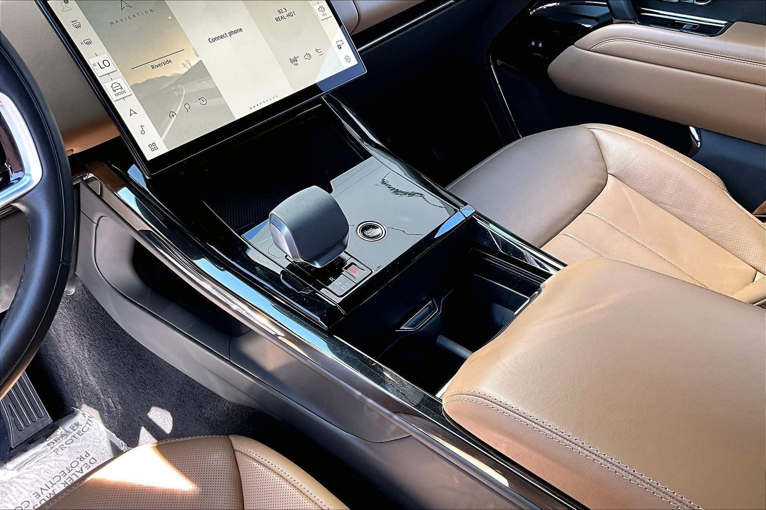 2024 Land Rover Range Rover Sport SE