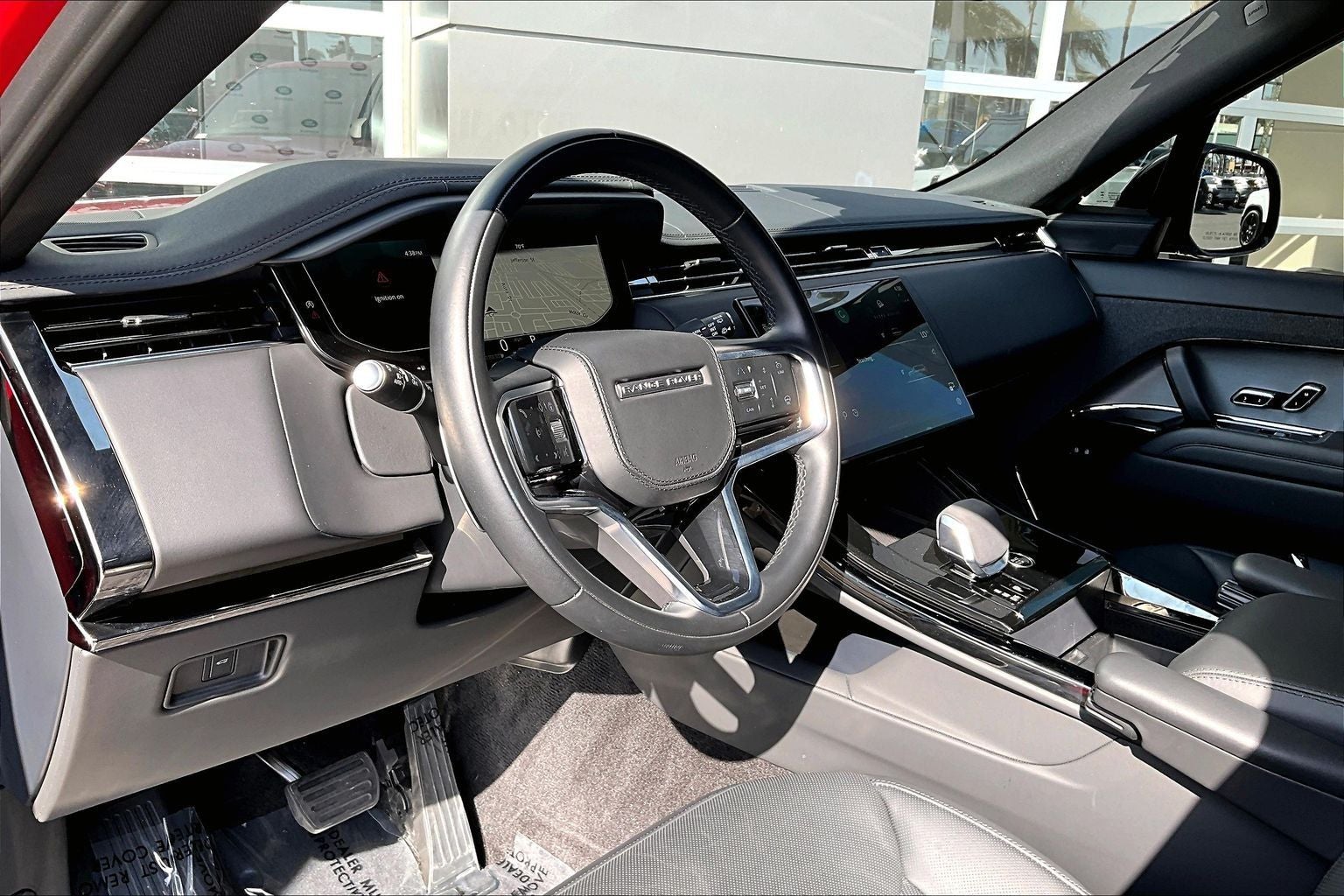 2025 Land Rover Range Rover Sport SE