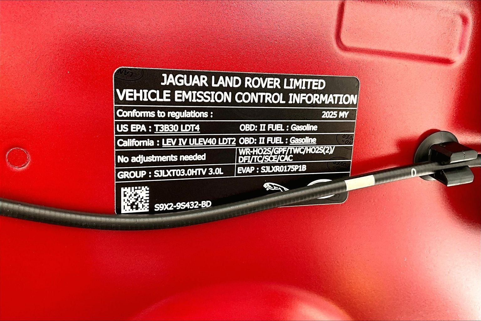 2025 Land Rover Range Rover Sport SE