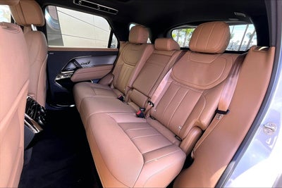 2026 Land Rover Range Rover Sport SE