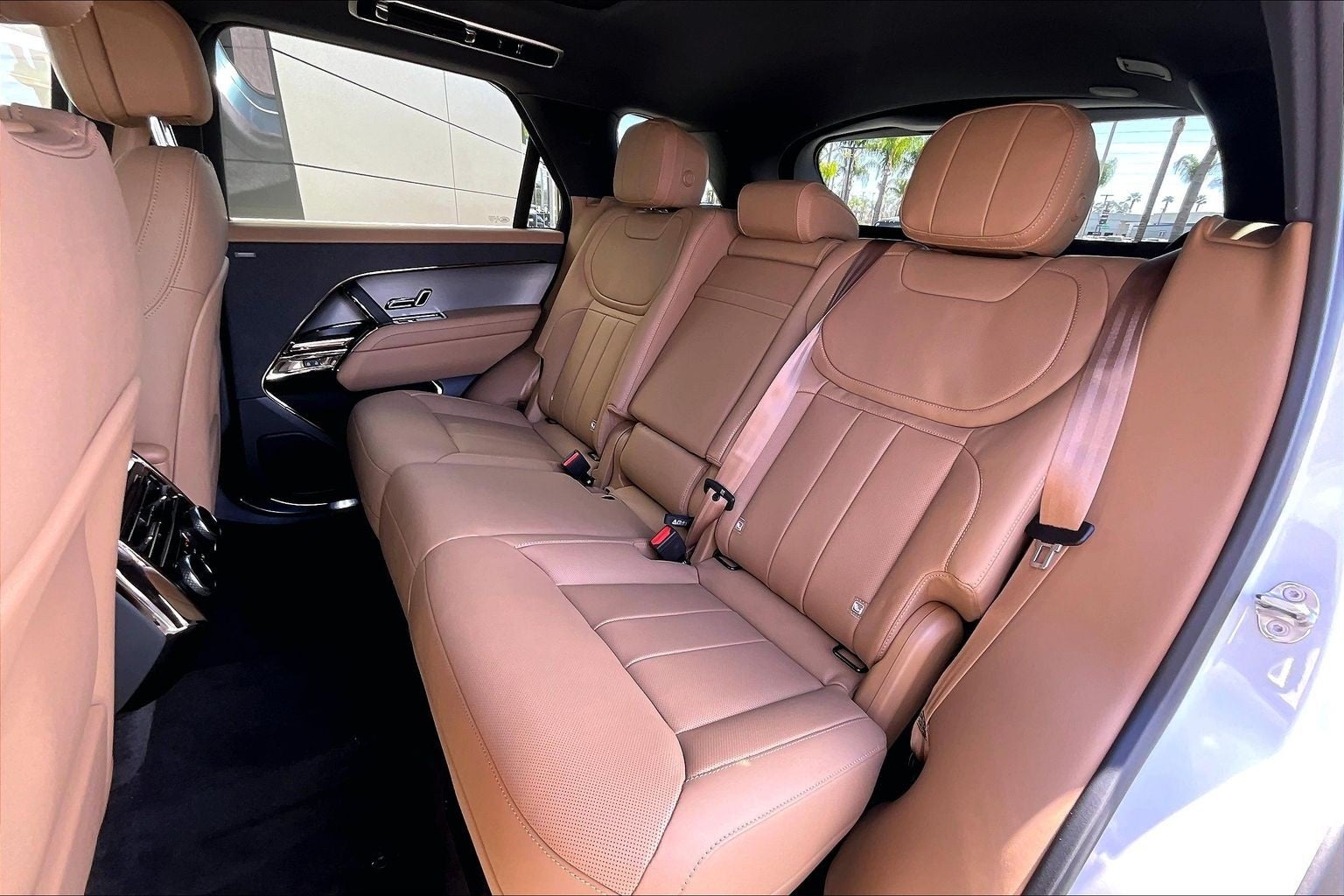 2026 Land Rover Range Rover Sport SE