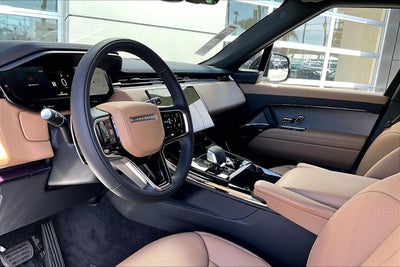 2026 Land Rover Range Rover Sport SE