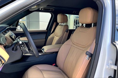 2026 Land Rover Range Rover Sport SE