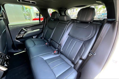 2026 Land Rover Range Rover Sport SE