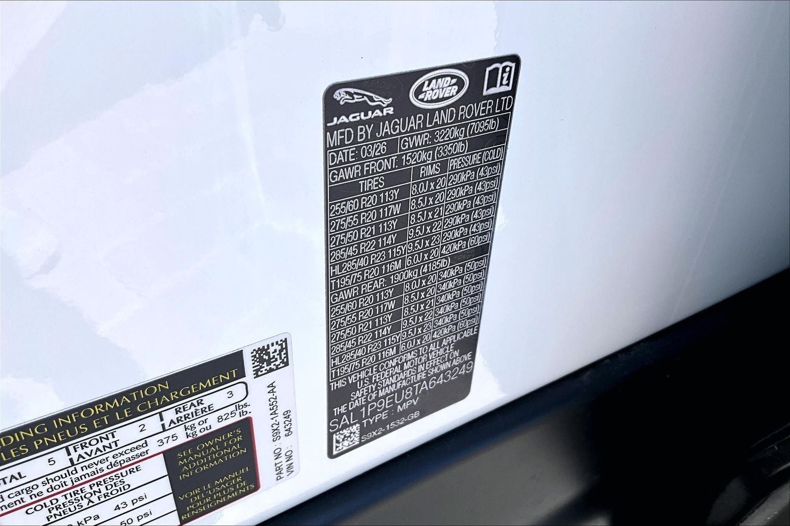 2026 Land Rover Range Rover Sport SE