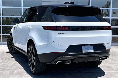 2026 Land Rover Range Rover Sport SE