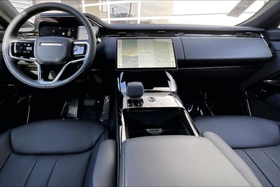 2026 Land Rover Range Rover Sport SE