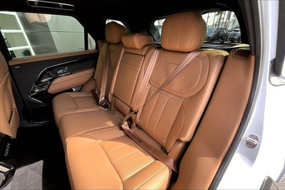 2026 Land Rover Range Rover Sport SE