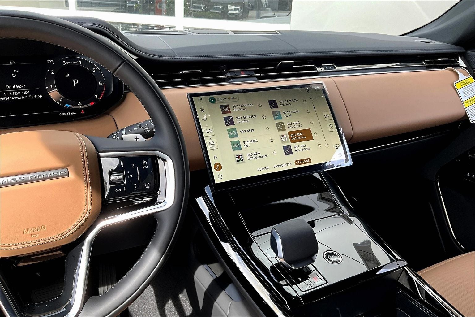 2026 Land Rover Range Rover Sport SE