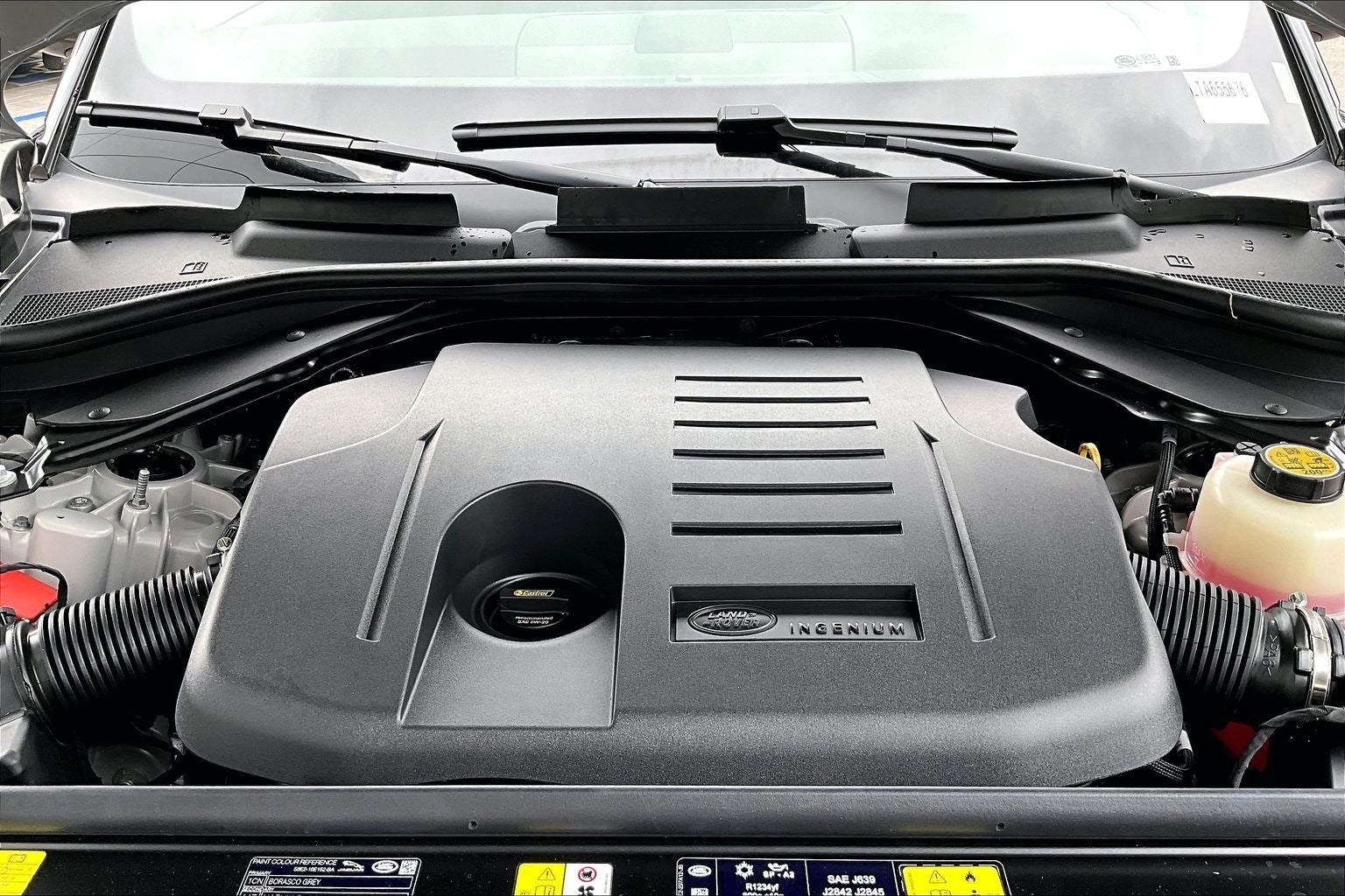 2026 Land Rover Range Rover Sport SE