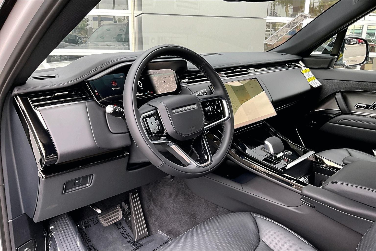 2026 Land Rover Range Rover Sport SE