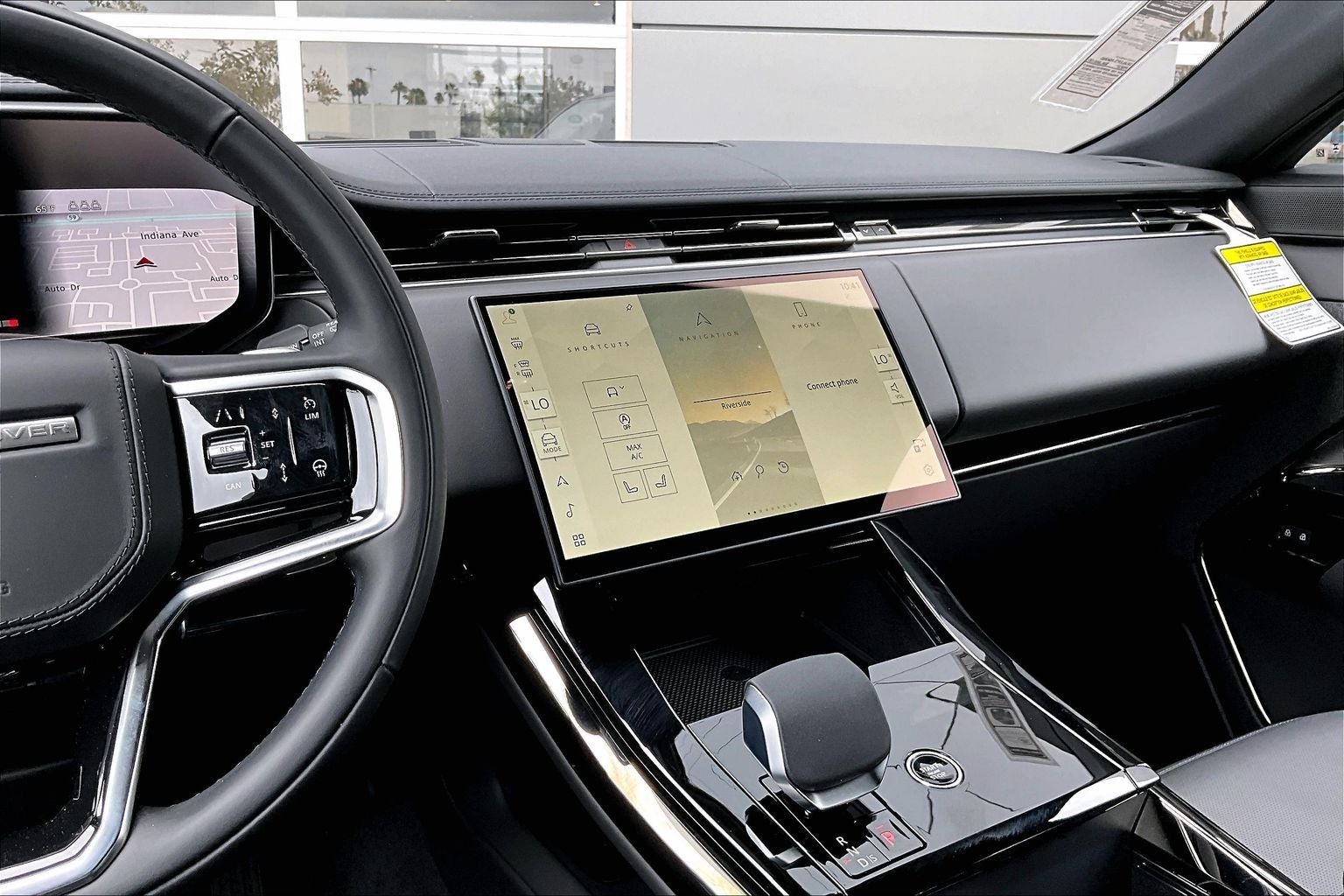 2026 Land Rover Range Rover Sport SE