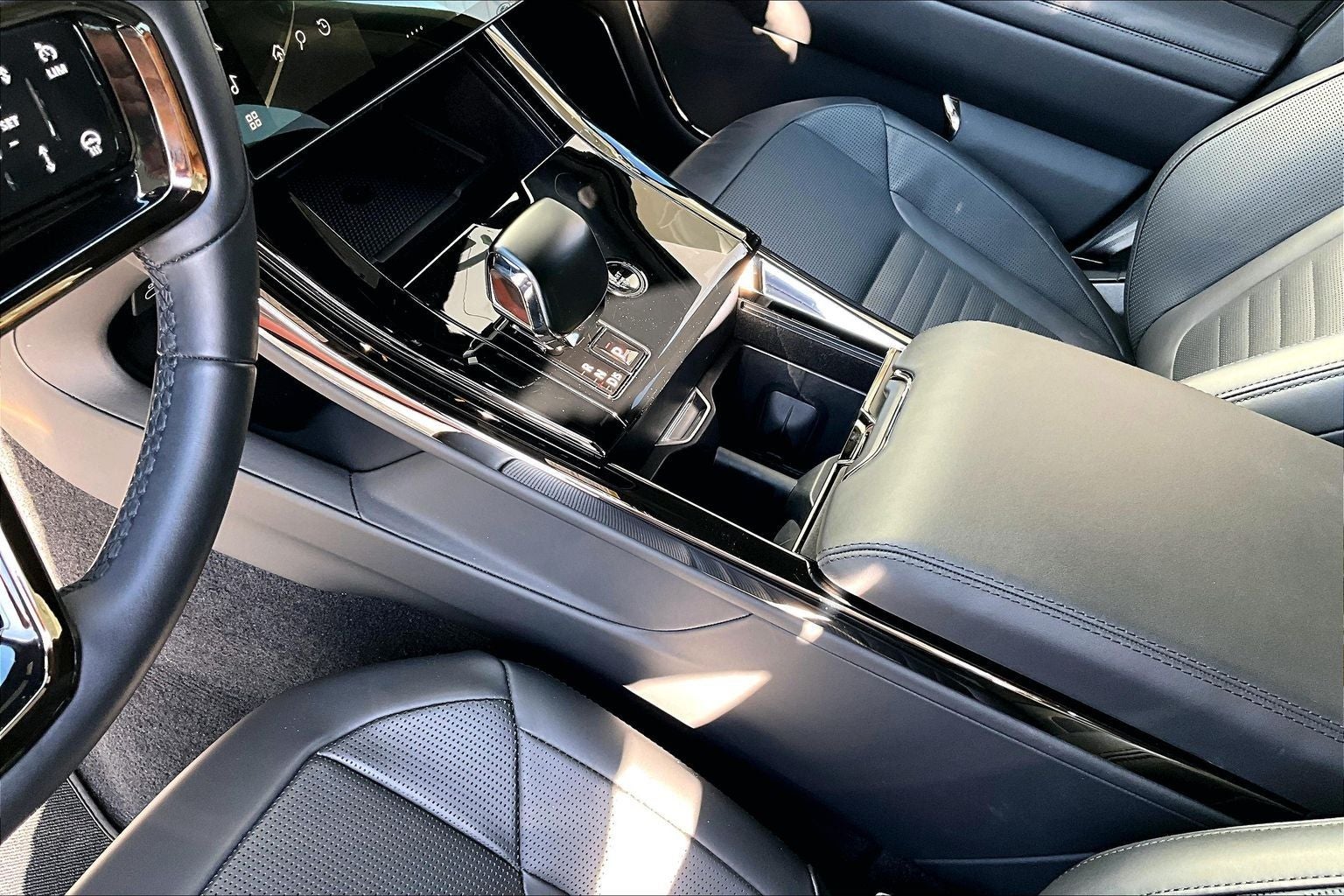 2025 Land Rover Range Rover Sport SV Edition Two