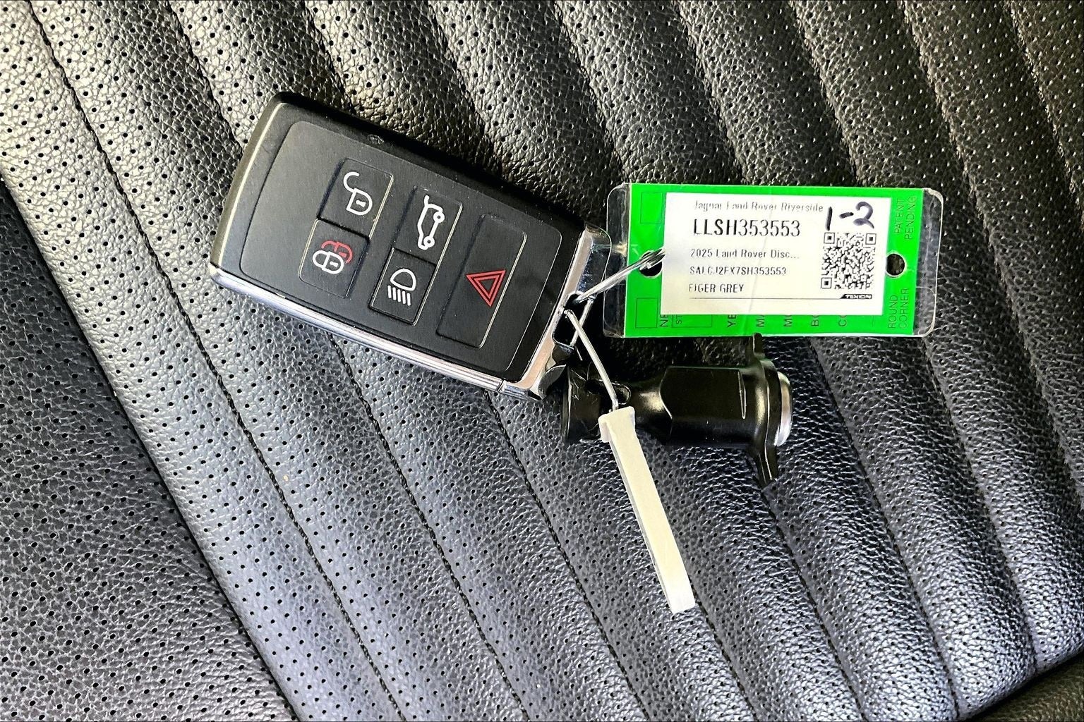 2025 Land Rover Discovery Sport S