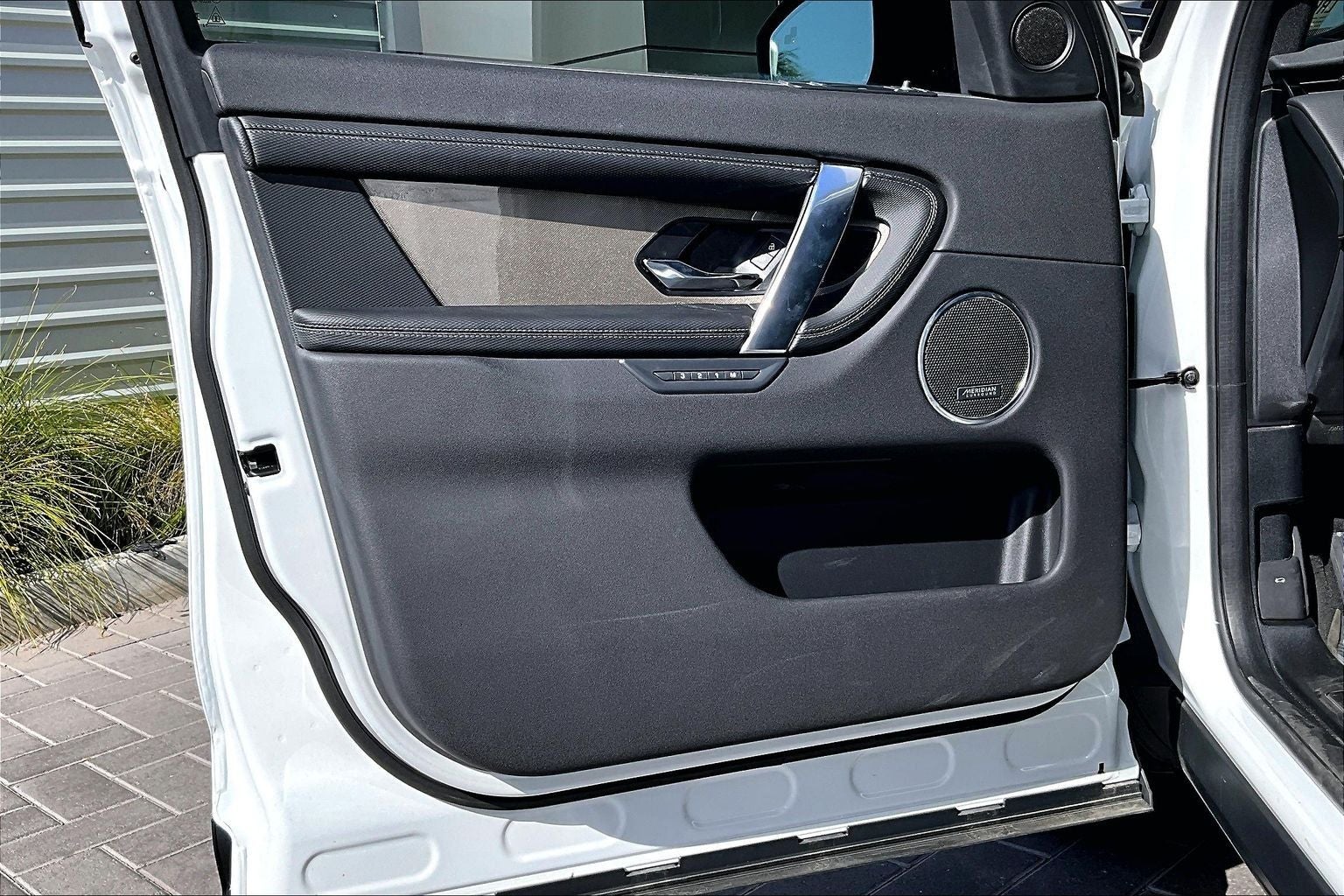 2024 Land Rover Discovery Sport SE