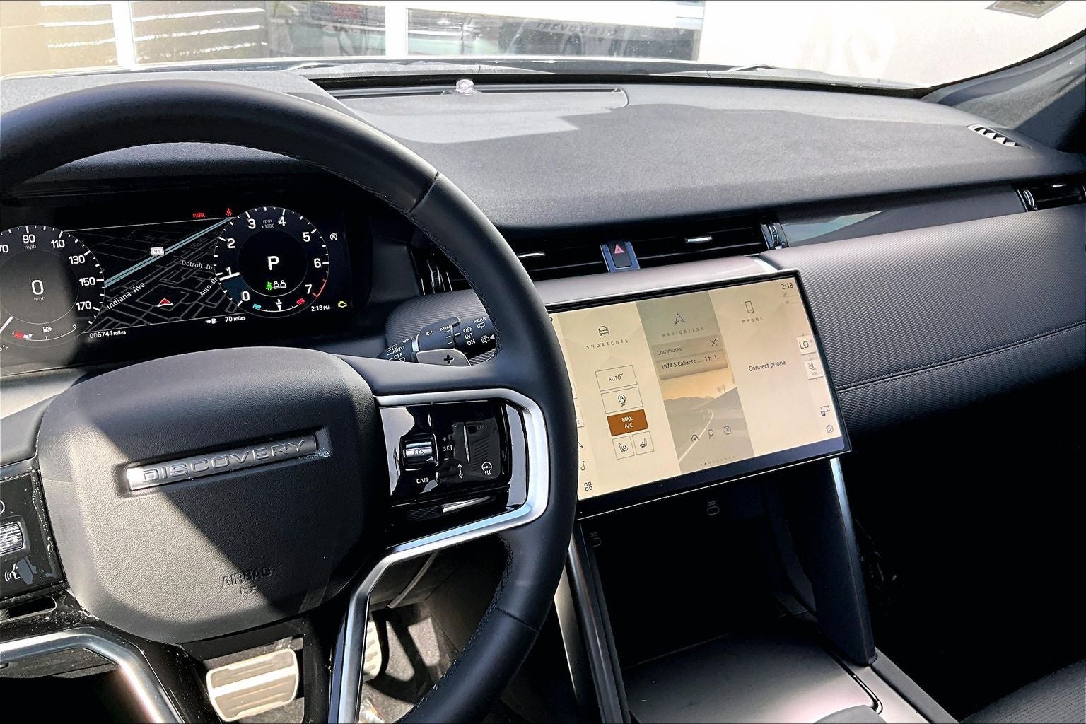 2024 Land Rover Discovery Sport SE