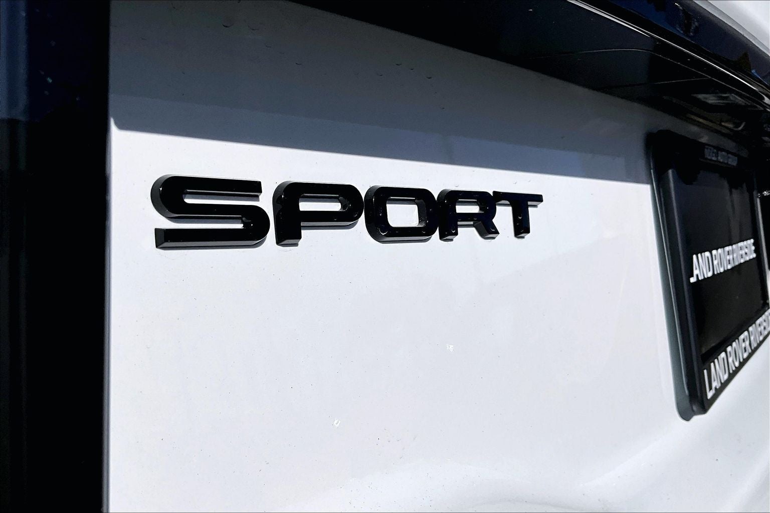 2024 Land Rover Discovery Sport SE