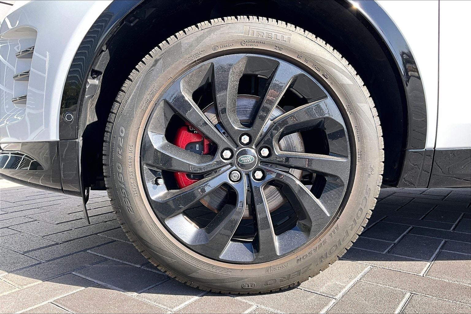 2024 Land Rover Discovery Sport SE