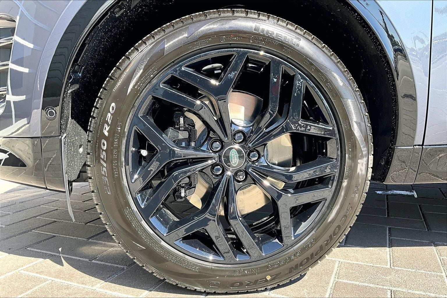 2026 Land Rover Discovery Sport Landmark
