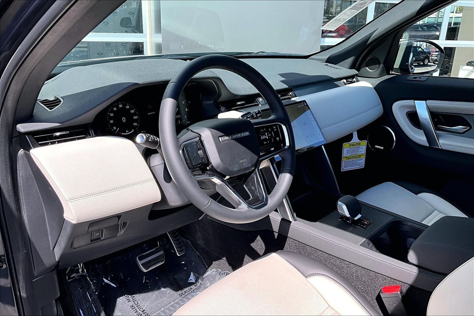 2026 Land Rover Discovery Sport Landmark