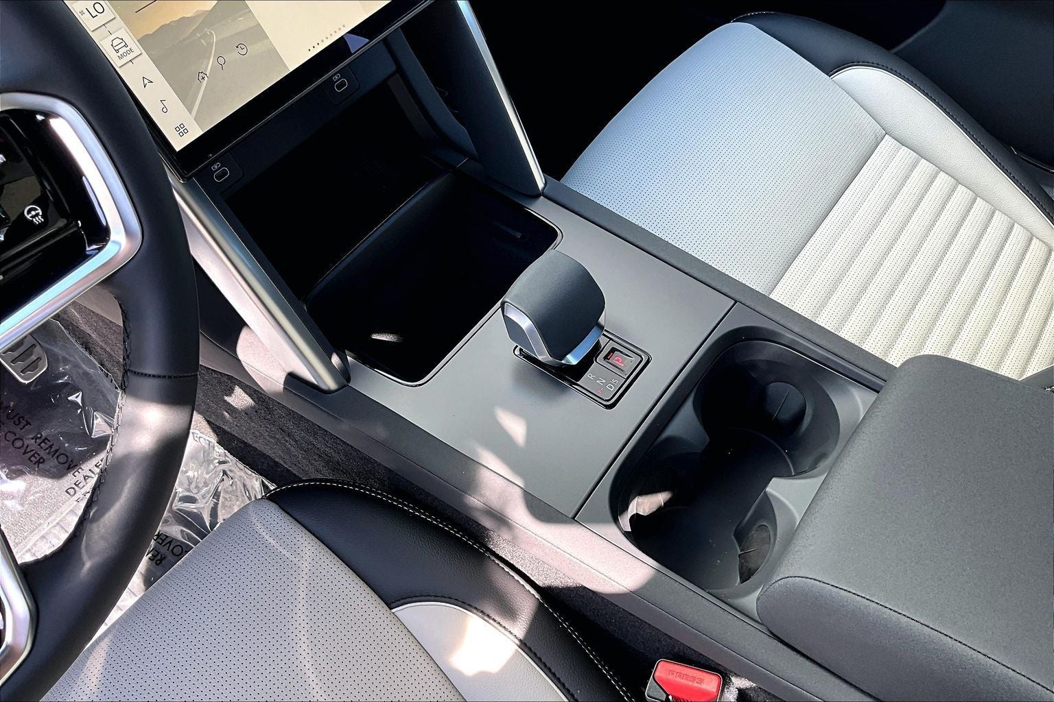 2026 Land Rover Discovery Sport Landmark