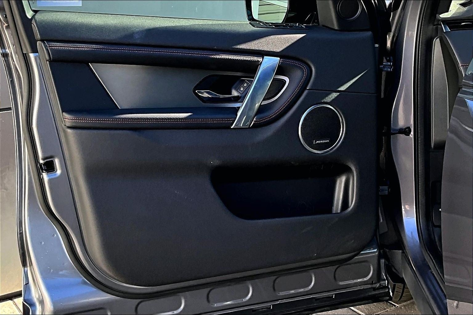 2022 Land Rover Discovery Sport S R-Dynamic