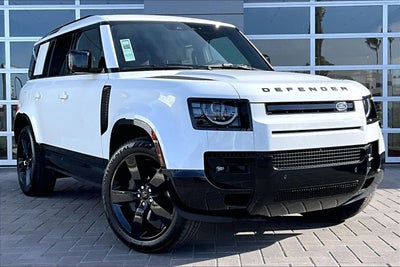 2026 Land Rover Defender 110 X-Dynamic SE