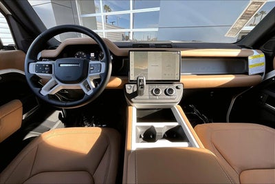 2026 Land Rover Defender 110 X-Dynamic SE