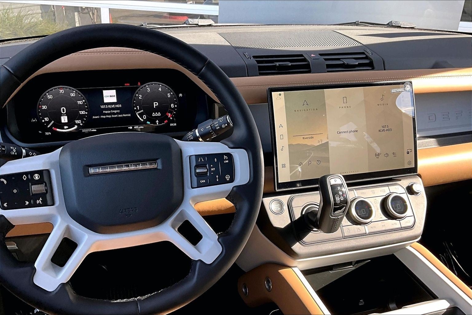 2026 Land Rover Defender 110 X-Dynamic SE