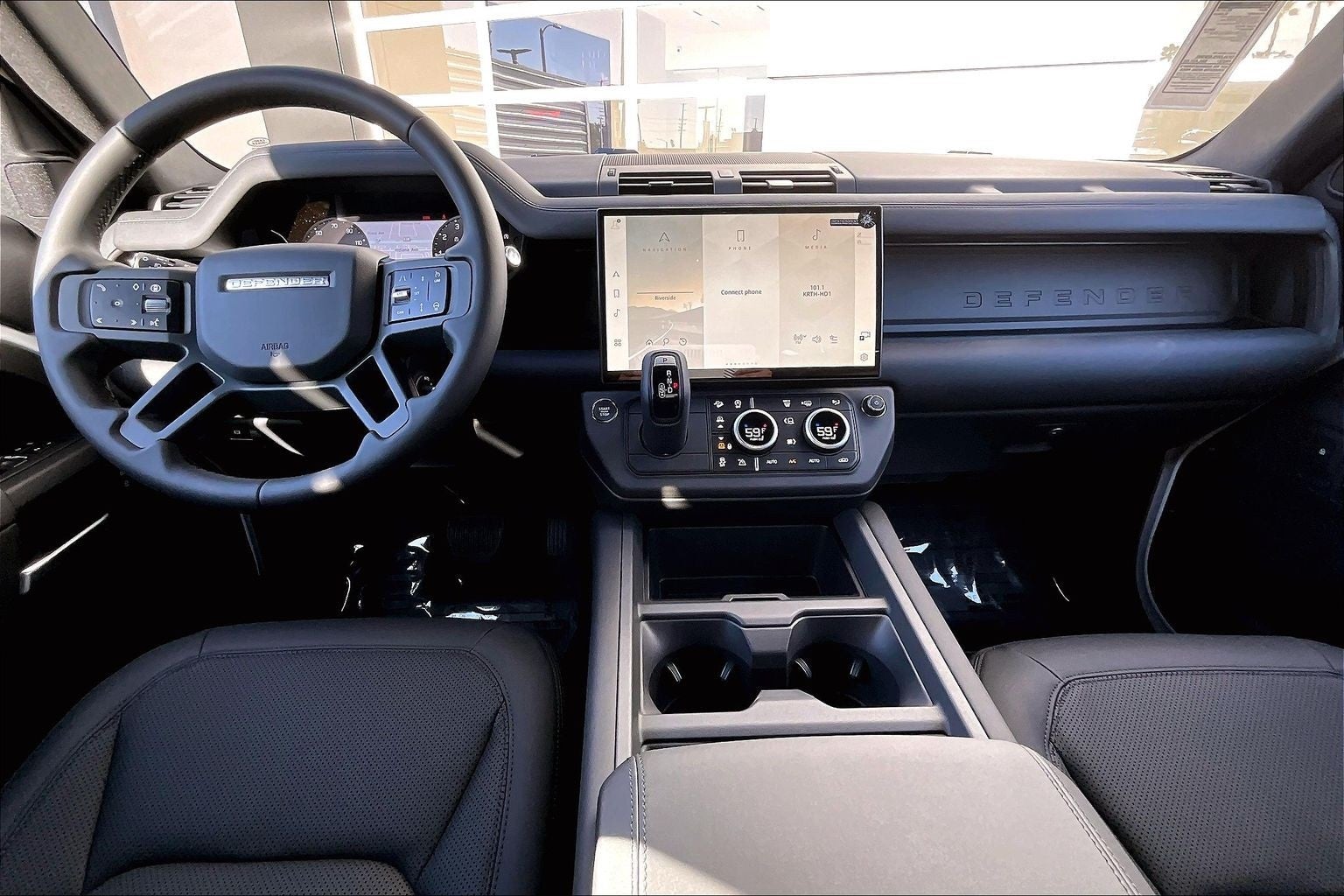 2026 Land Rover Defender 110 X-Dynamic SE