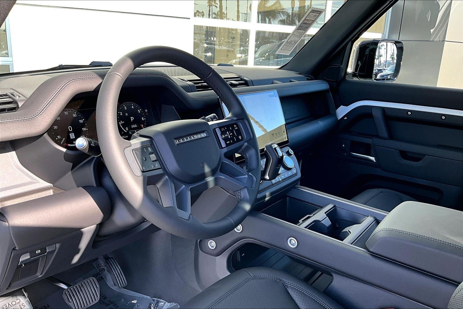 2026 Land Rover Defender 110 X-Dynamic SE