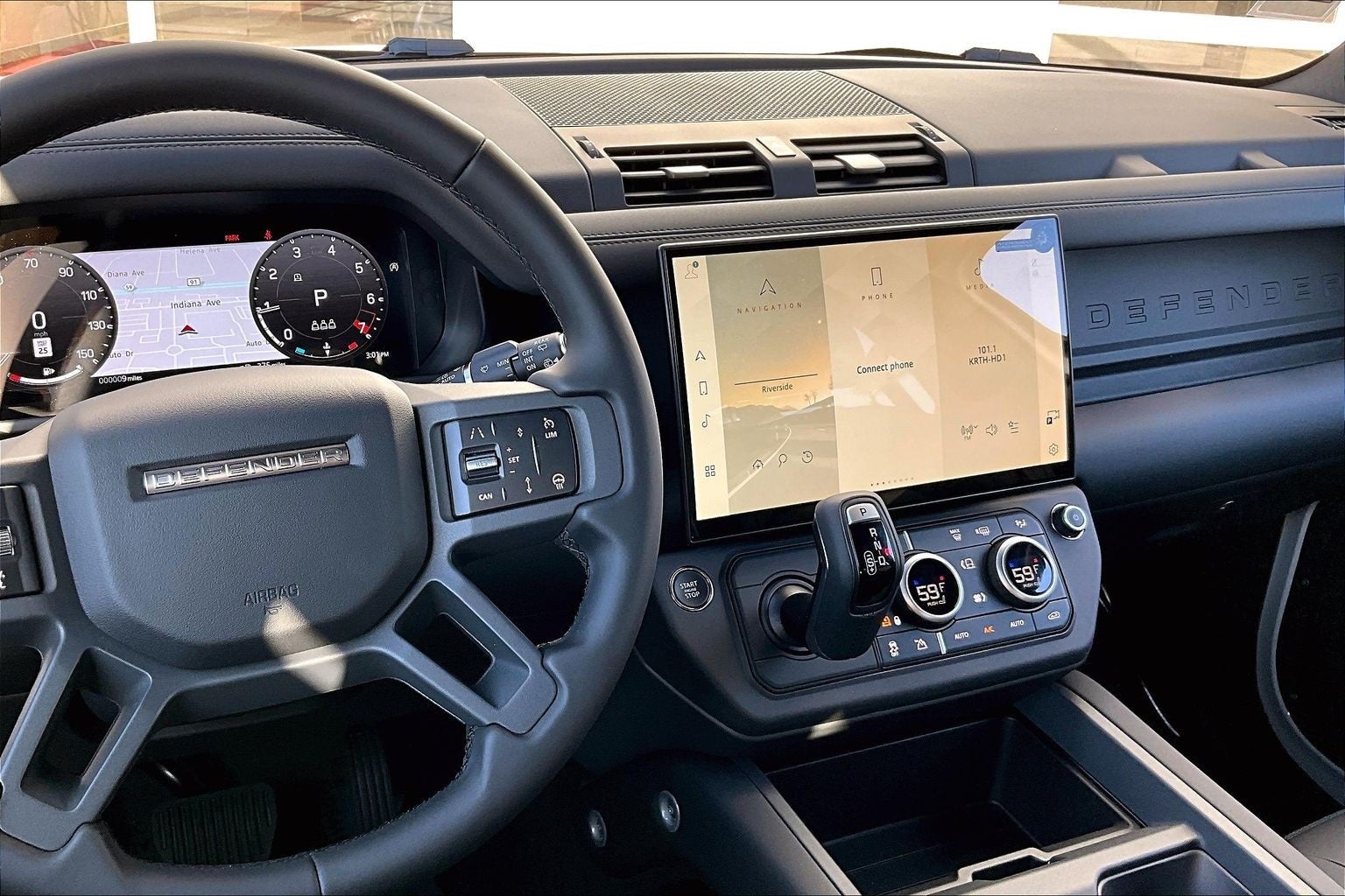 2026 Land Rover Defender 110 X-Dynamic SE