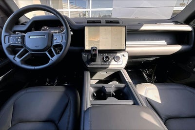 2026 Land Rover Defender 110 X-Dynamic SE