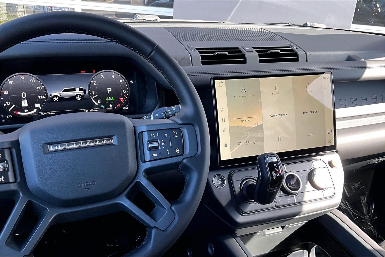 2026 Land Rover Defender 110 X-Dynamic SE