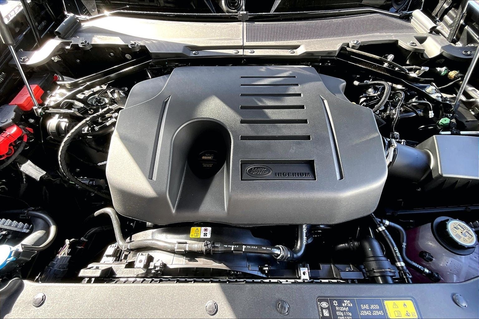 2026 Land Rover Defender 110 X-Dynamic SE