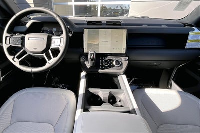 2026 Land Rover Defender 110 X-Dynamic SE