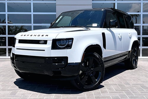 2026 Land Rover Defender 110 X-Dynamic SE